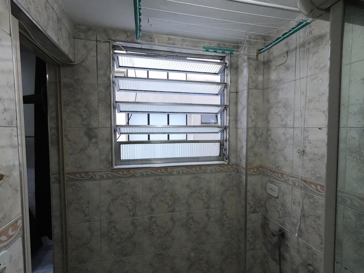 Sala Living Em Predio Familiar Na Av Da Praia Santos  Exterior photo